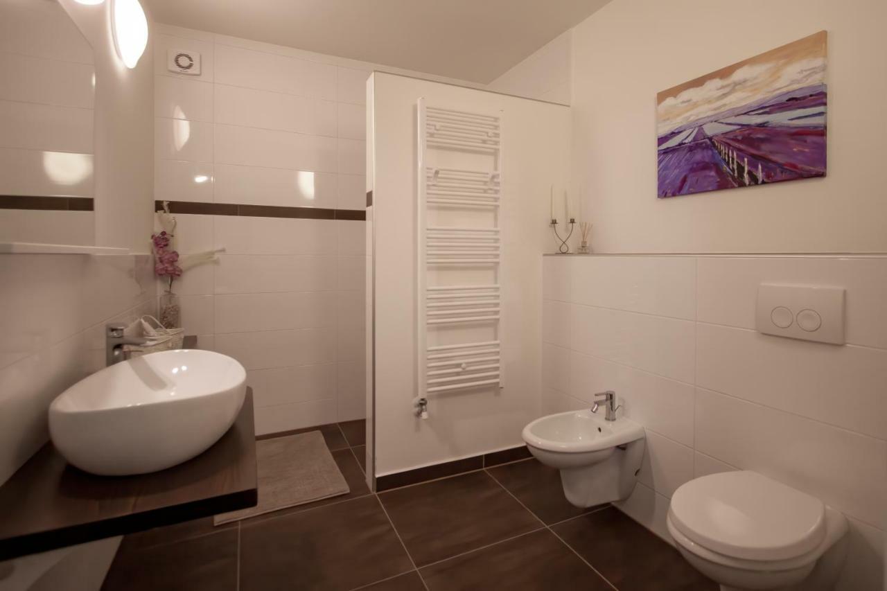 Apartman Nebo Pula Exterior foto
